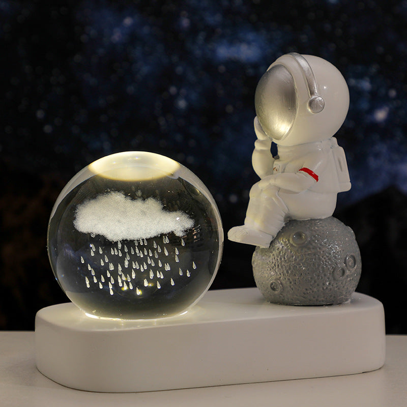 Creative Astronaut USB Luminous Crystal Ball Decoration