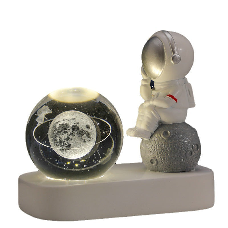 Creative Astronaut USB Luminous Crystal Ball Decoration