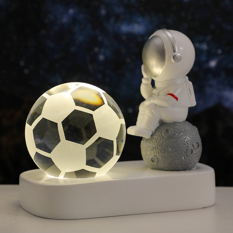 Creative Astronaut USB Luminous Crystal Ball Decoration